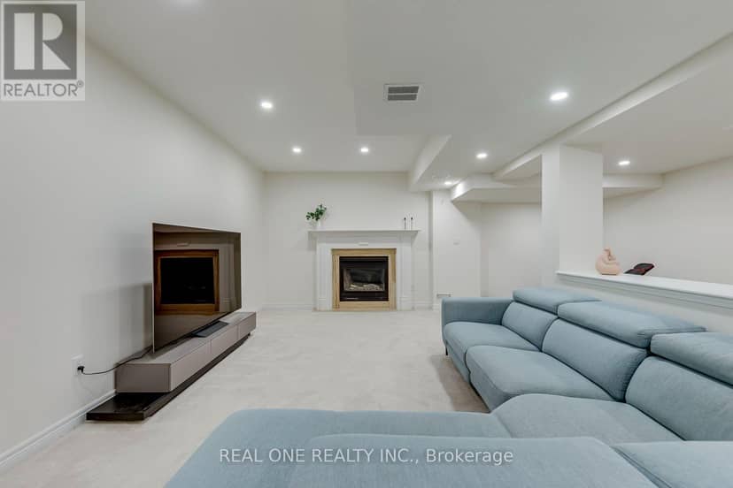 2456 Bon Echo Drive — photo 40 of 40