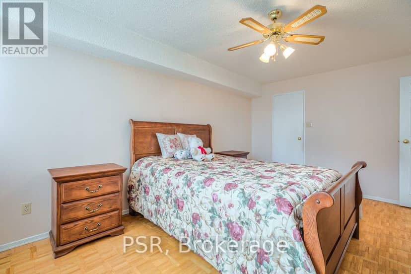 612 - 3695 Kaneff Crescent — photo 14 of 32