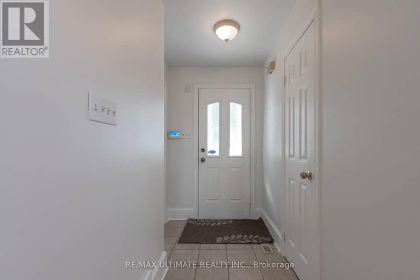 6 Redberry Parkway, Toronto, photo 2