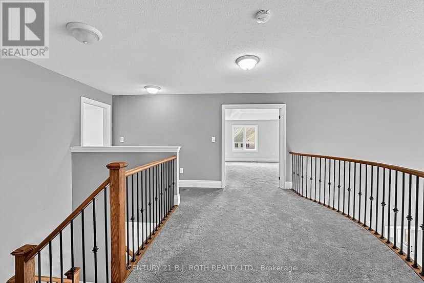 55 Sanford Circle — photo 21 of 40