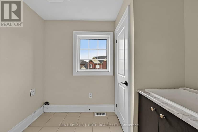 55 Sanford Circle — photo 40 of 40