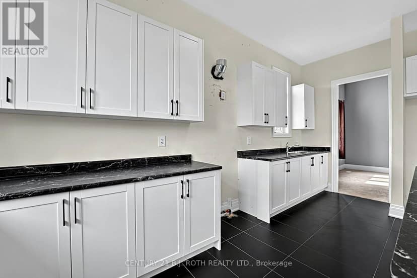 55 Sanford Circle — photo 13 of 40