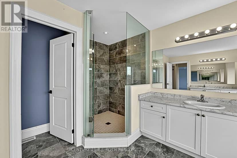 55 Sanford Circle — photo 23 of 40