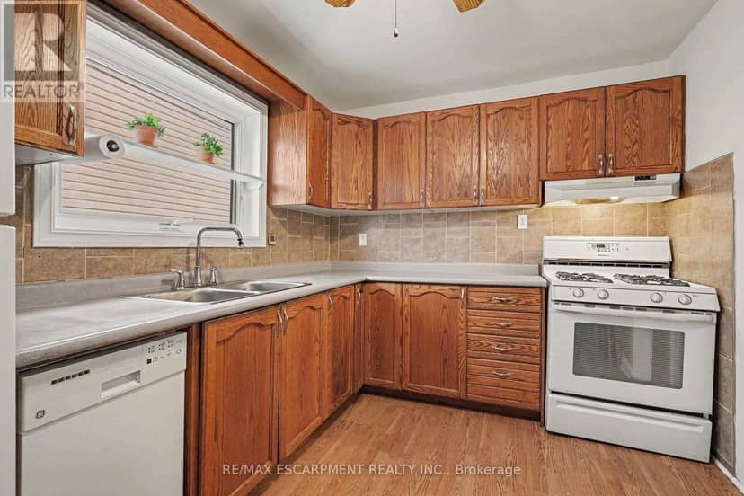 146 Belmont Avenue — photo 11 of 29