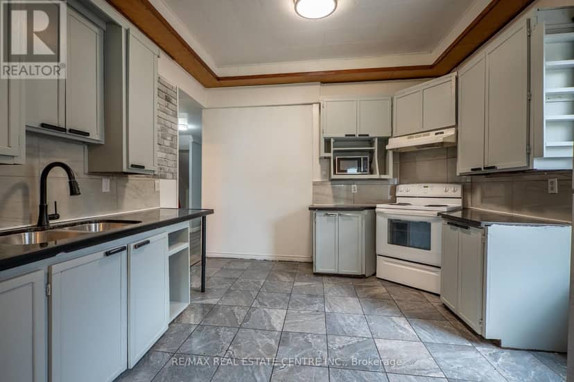 137 Alfred Street — photo 22 of 40