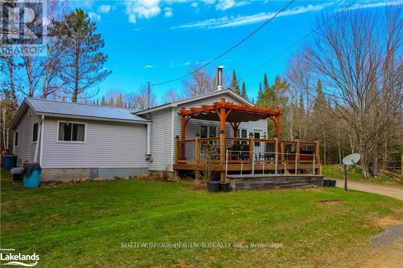 1241 One Mile Drive, Minden Hills