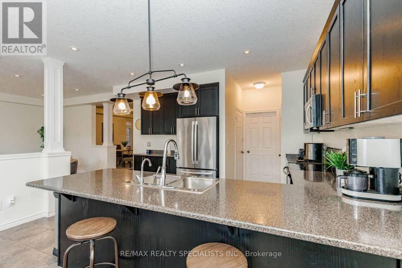 117 Norma Crescent — photo 13 of 40