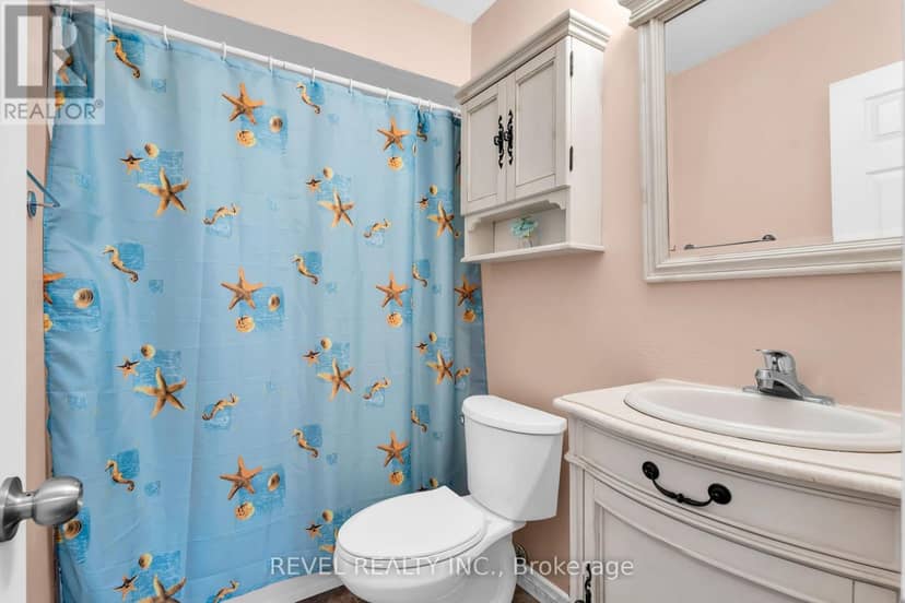 302 Shelburne Place — photo 15 of 22