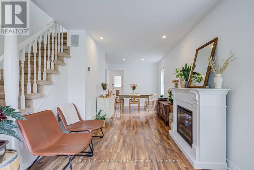 889 Third Street — photo 4 of 40