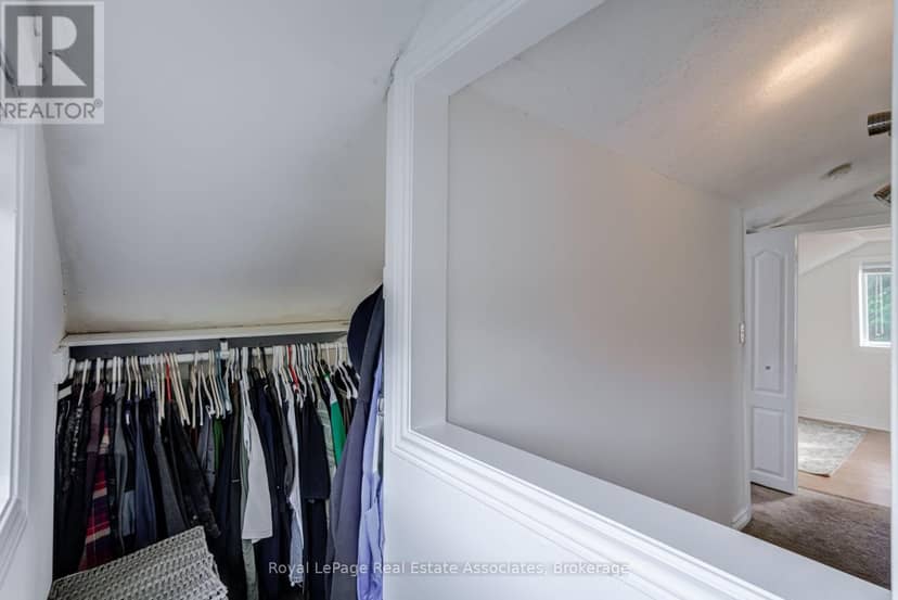 889 Third Street — photo 29 of 40