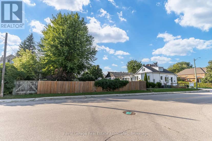 889 Third Street — photo 40 of 40