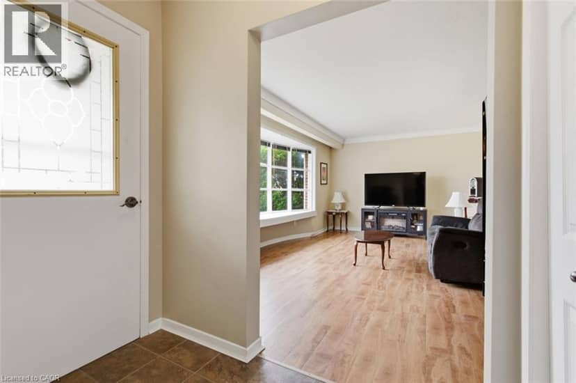 4381 JACKSON Street, Beamsville, photo 5