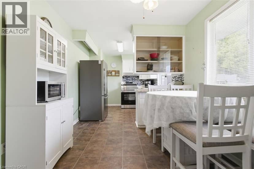 4381 JACKSON Street, Beamsville, photo 7