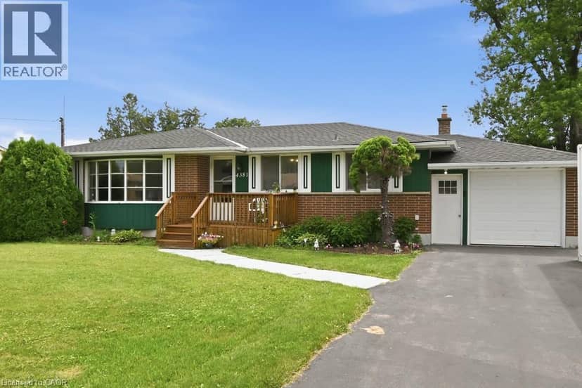 4381 JACKSON Street, Beamsville