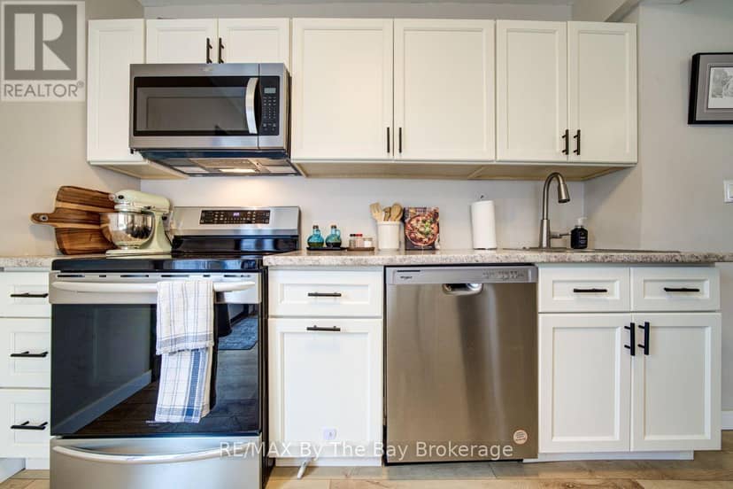 794116 Grey Rd 124 Road — photo 9 of 40