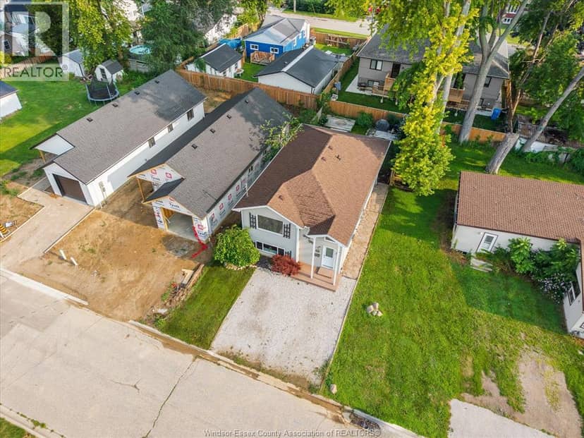 294 Erieview DRIVE — photo 1 of 37