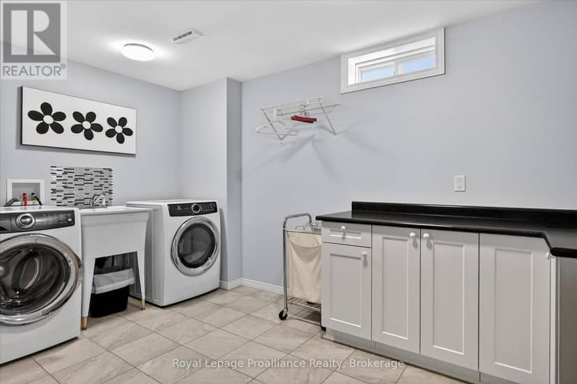 645 Goodwin Terrace — photo 28 of 38
