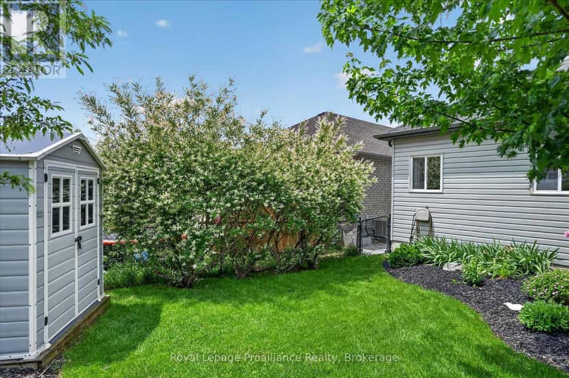 645 Goodwin Terrace — photo 36 of 38