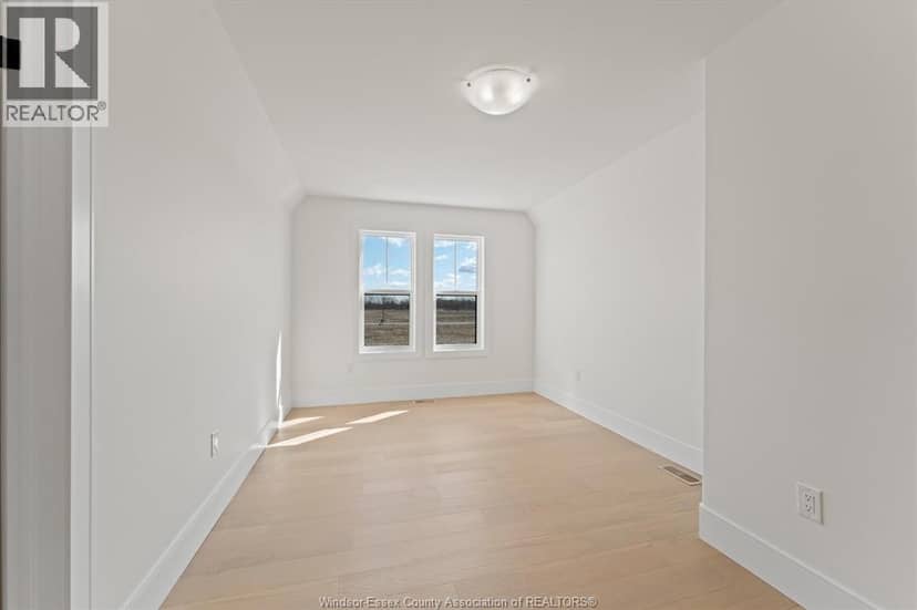 5240 Rafael — photo 25 of 33