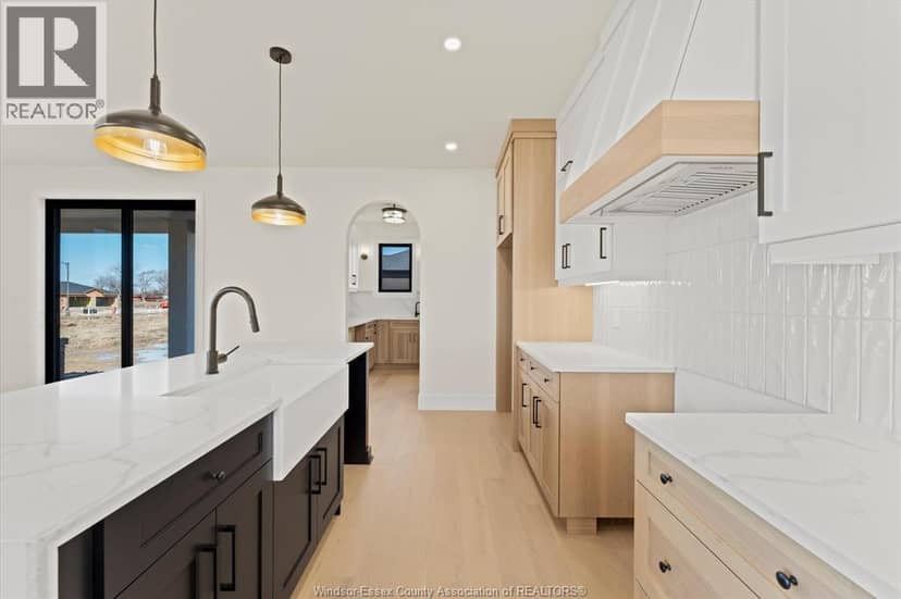 5240 Rafael — photo 11 of 33