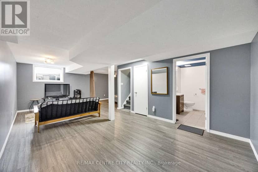 26 - 195 Barker Street — photo 37 of 40