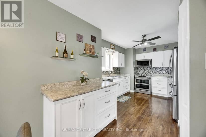 26 - 195 Barker Street — photo 9 of 40