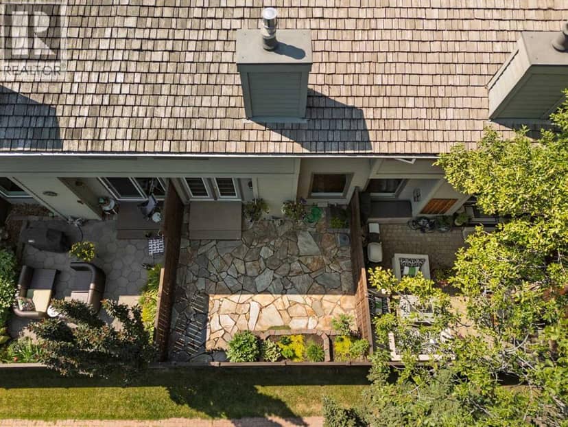565 Point Mckay Grove NW — photo 33 of 40
