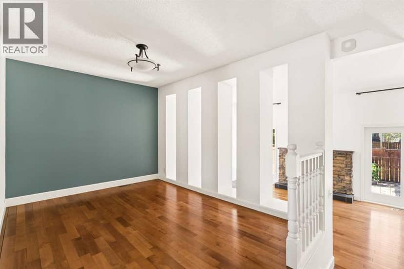 565 Point Mckay Grove NW, Calgary, photo 7