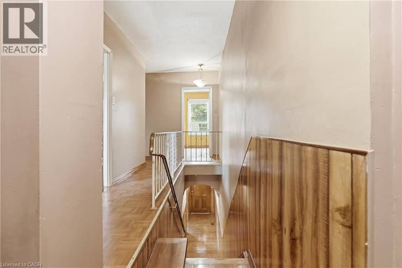 172 MARKET Street — photo 13 of 33