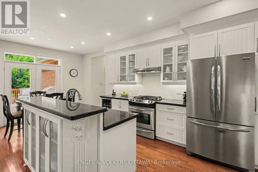 6235 Deermeadow Drive — photo 14 of 40