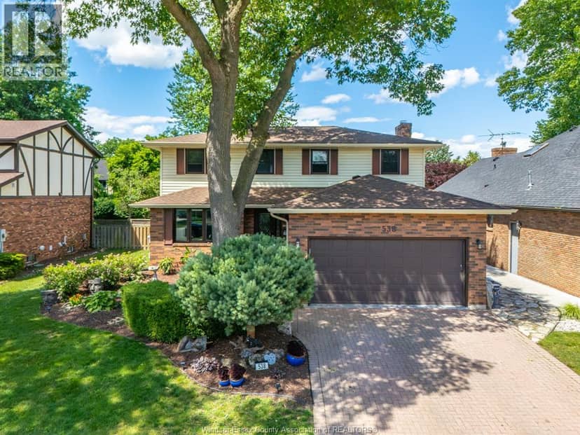 538 Michael CRESCENT — photo 1 of 40