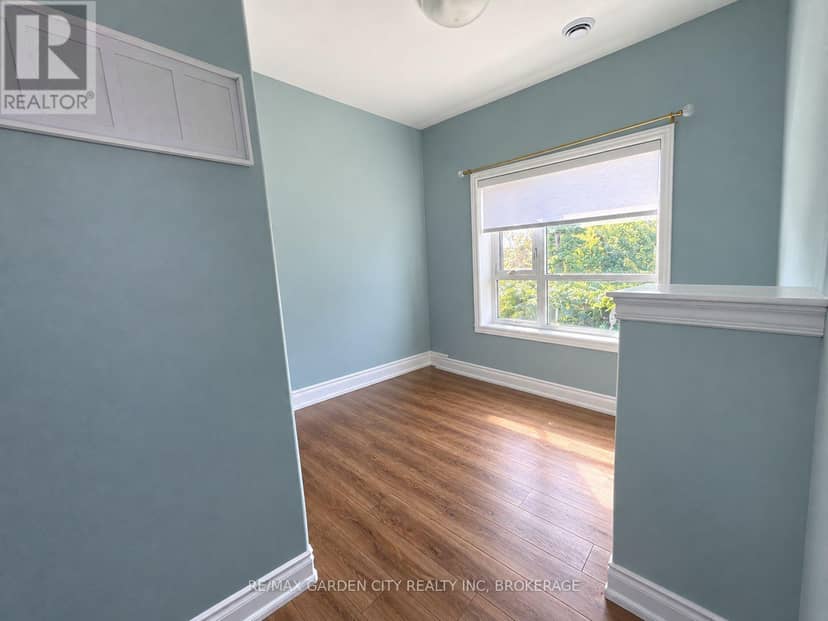 304 - 529 South Pelham Road — photo 18 of 24