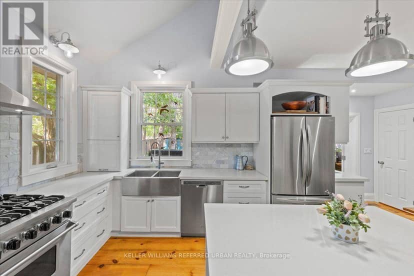 62 Wentworth Avenue — photo 9 of 40