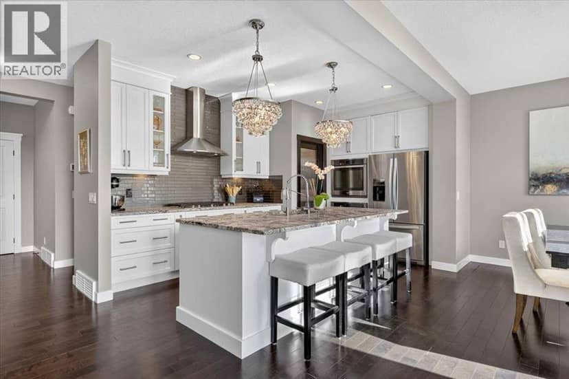 90 Cranbrook Crescent SE — photo 15 of 40