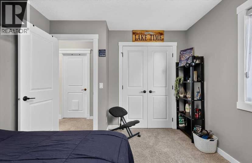 90 Cranbrook Crescent SE — photo 31 of 40