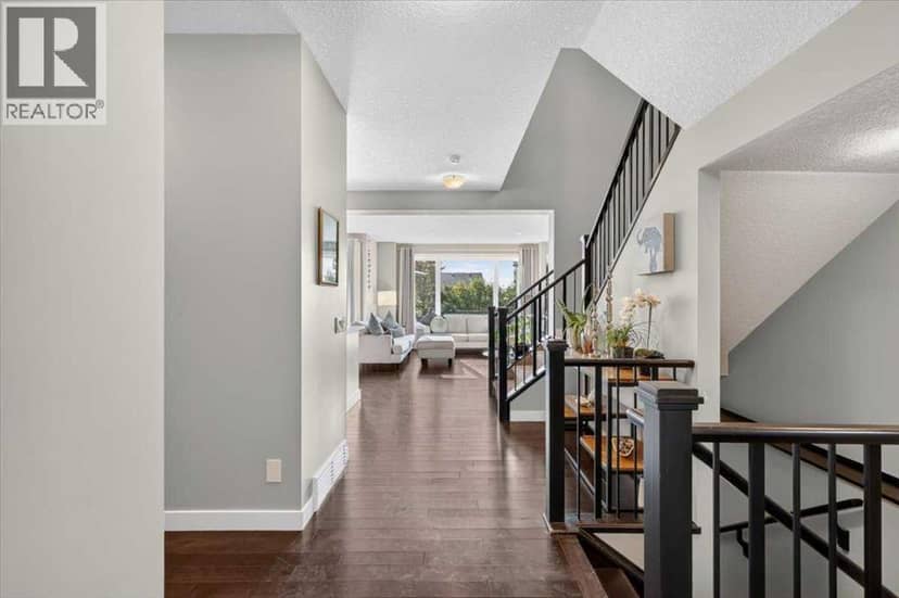 90 Cranbrook Crescent SE, Calgary, photo 6