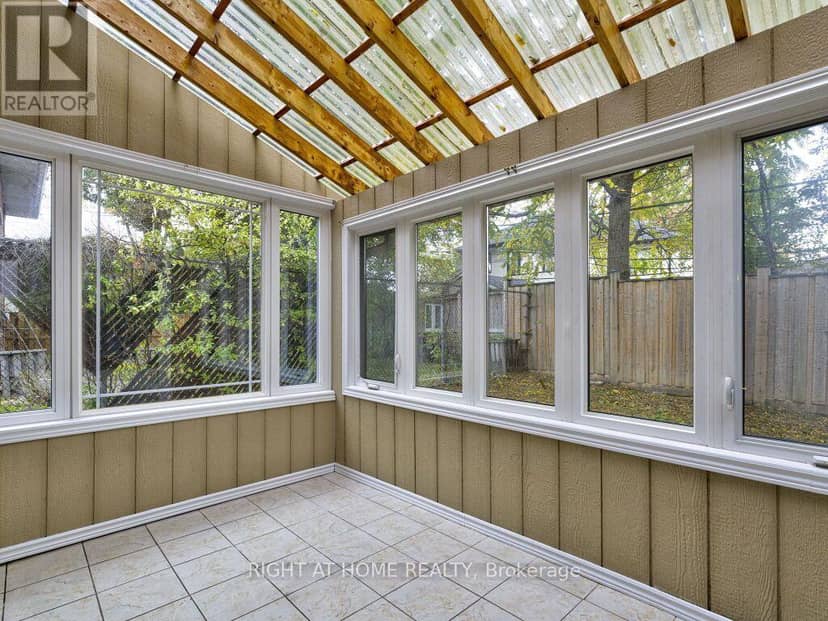 341 Rathburn Road — photo 31 of 37