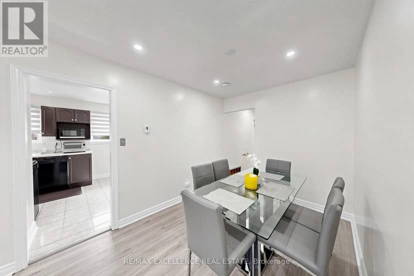 25 Graymar Road — photo 15 of 40