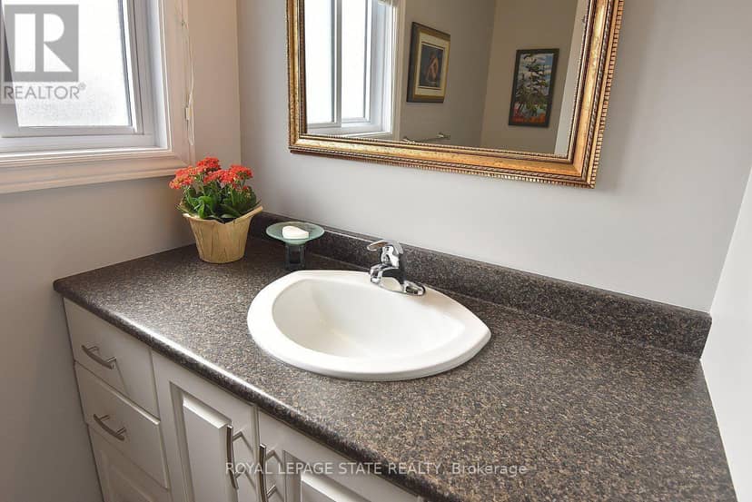 18 Claudette Gate — photo 23 of 35