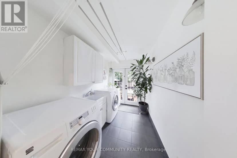 422 Queen Street — photo 11 of 21