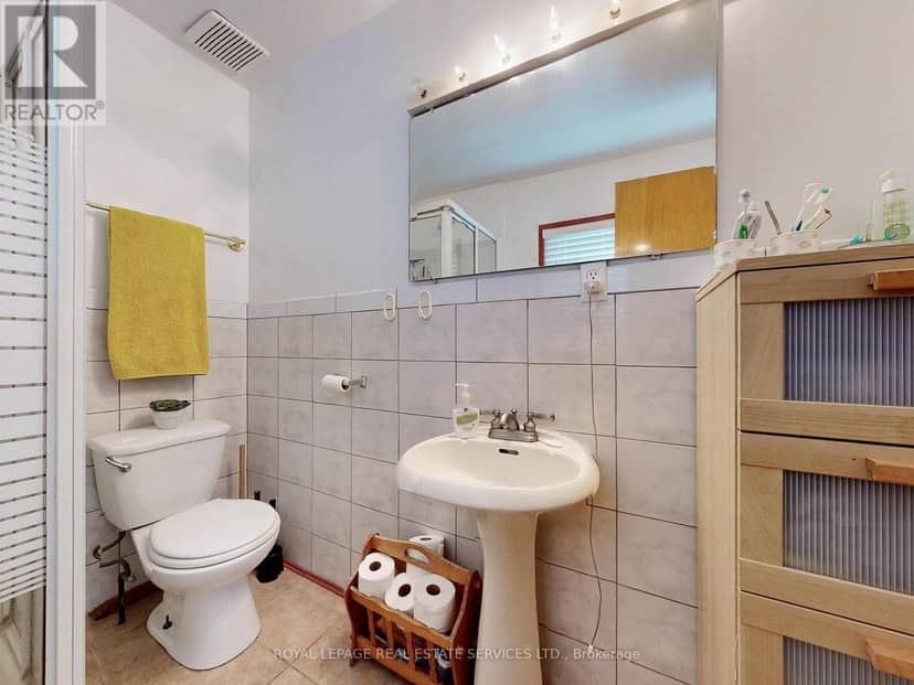 28 McIntosh Avenue — photo 14 of 34