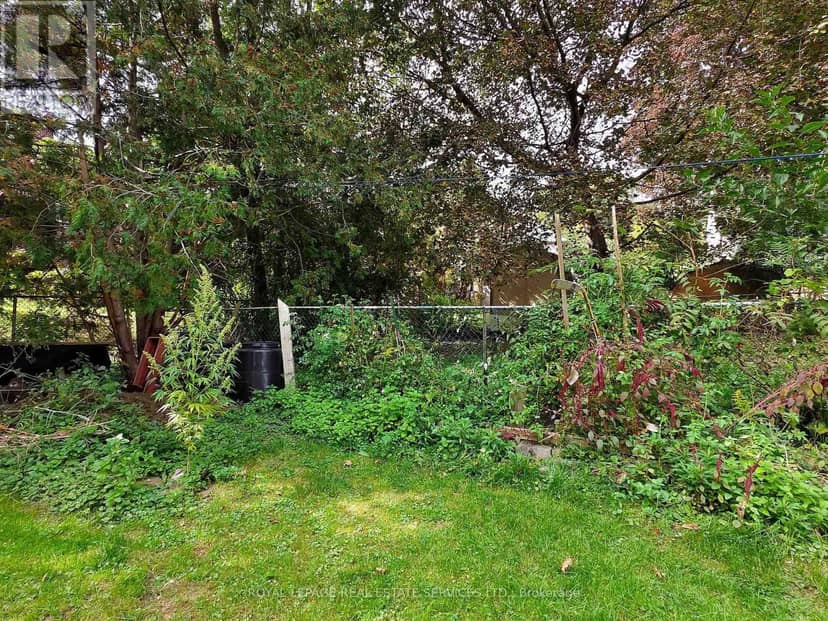 28 McIntosh Avenue — photo 30 of 34