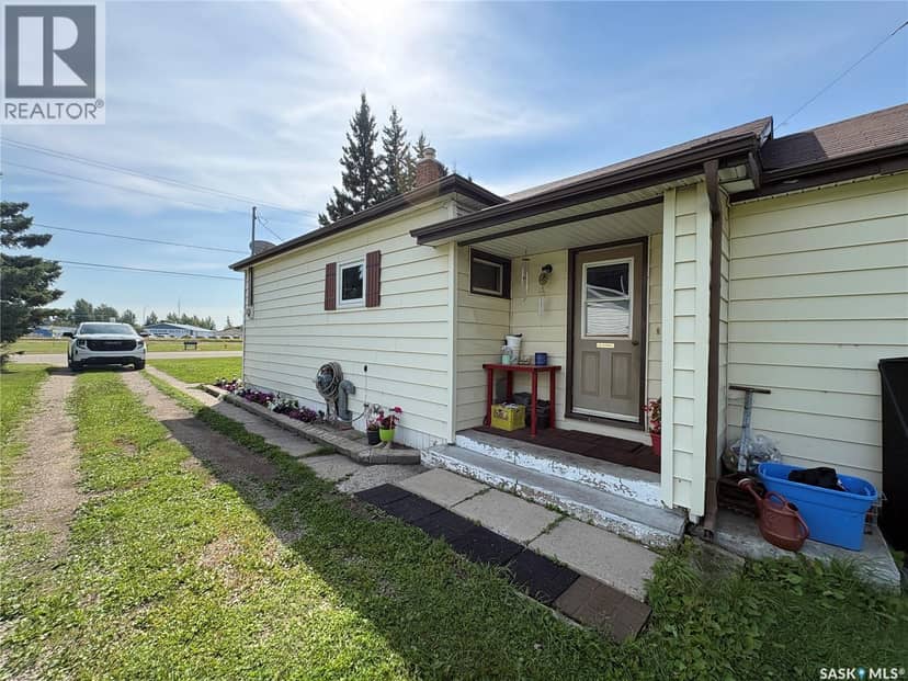 114 Road AVENUE — photo 4 of 14