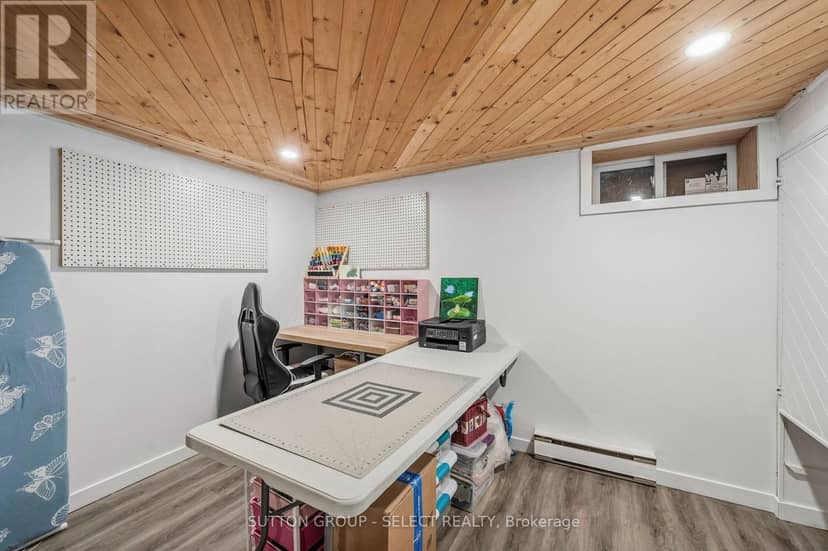 44 Arbour Glen Crescent — photo 16 of 28