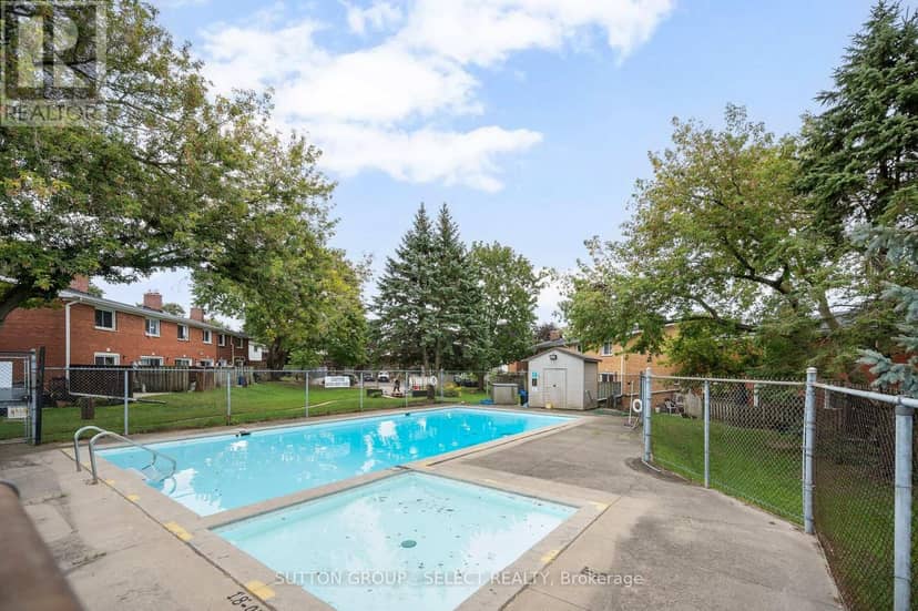 44 Arbour Glen Crescent — photo 25 of 28