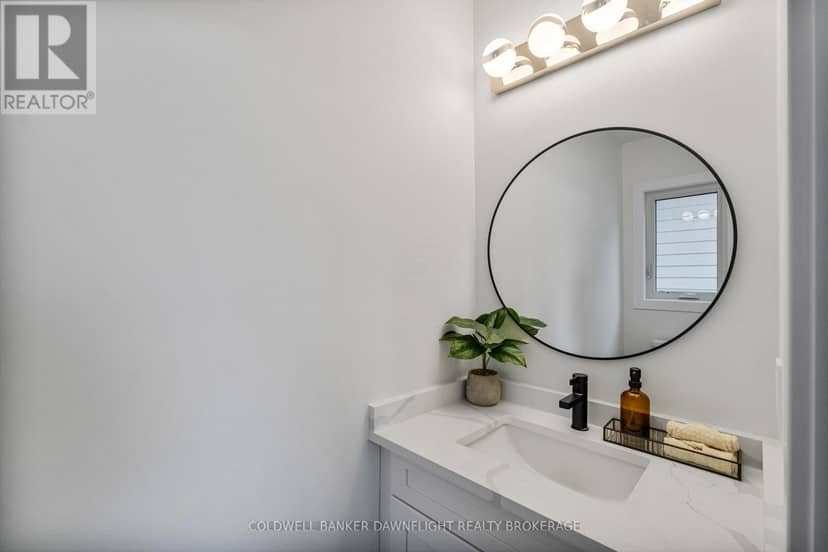 215 Greene Street, South Huron, photo 6