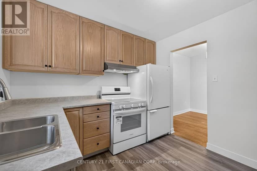 354 Base Line Road W — photo 12 of 40