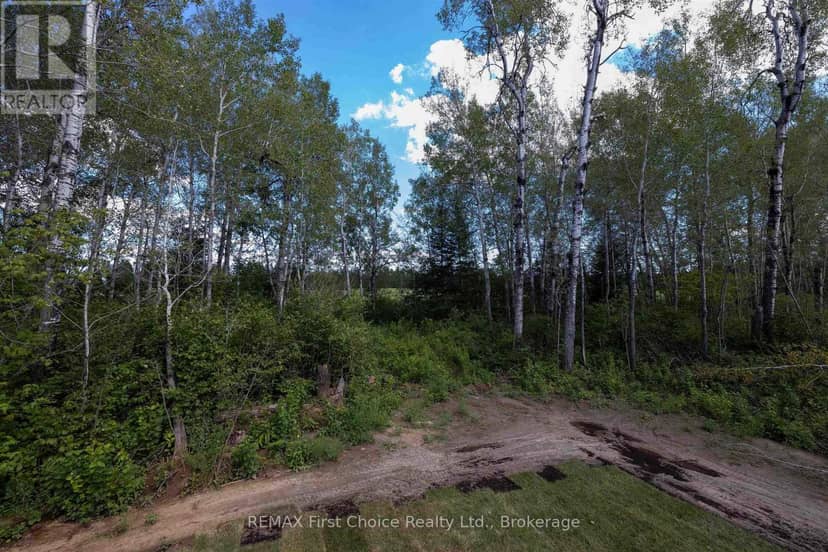 3435 King George's Park Drive — photo 13 of 39