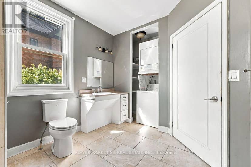247 Victoria Street — photo 32 of 40