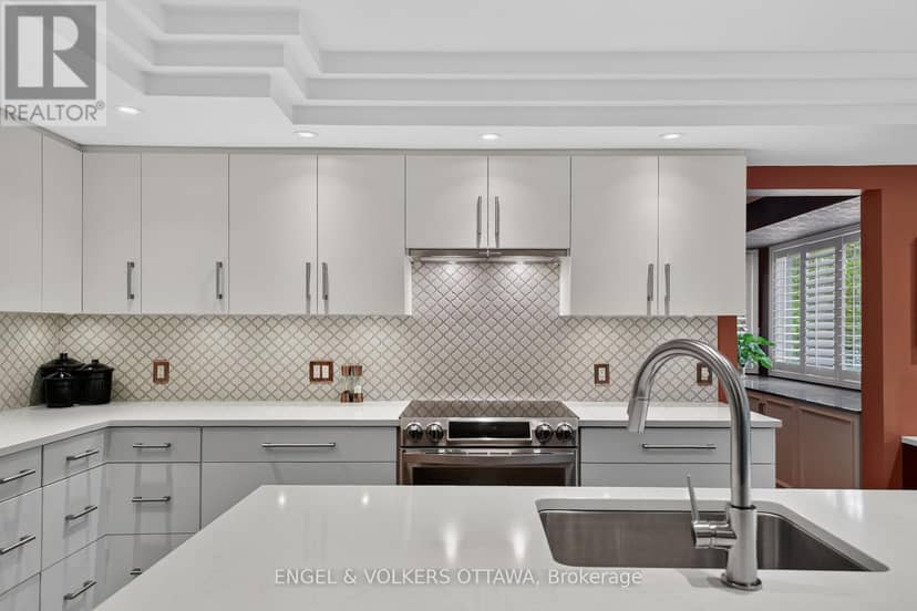 13 Lynhurst Avenue — photo 11 of 40